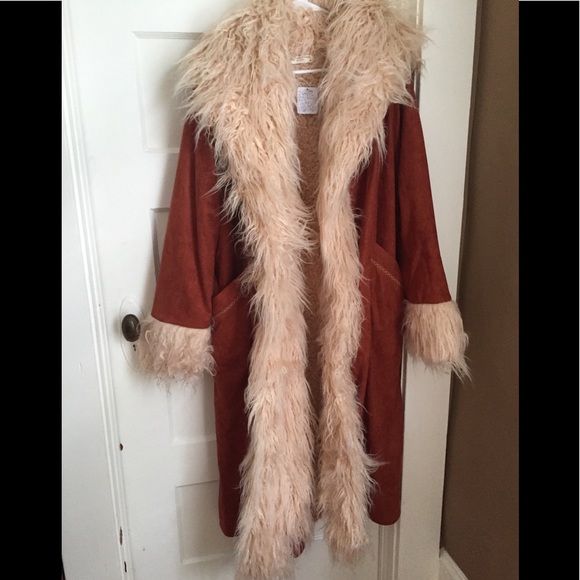 SALE: OFFER $425 TODAY ONLY Joan Jacket - Picture 7 of 14